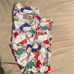 TC2 Christmas Leggings!!! 🎄